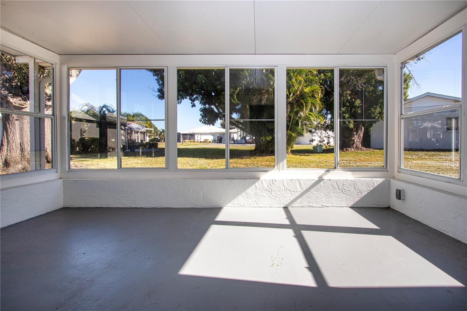 RIVER ISLES - Residential