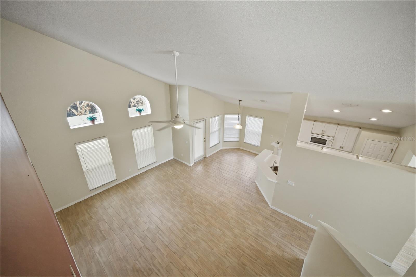 PARKSTONE UNIT 2 - Residential