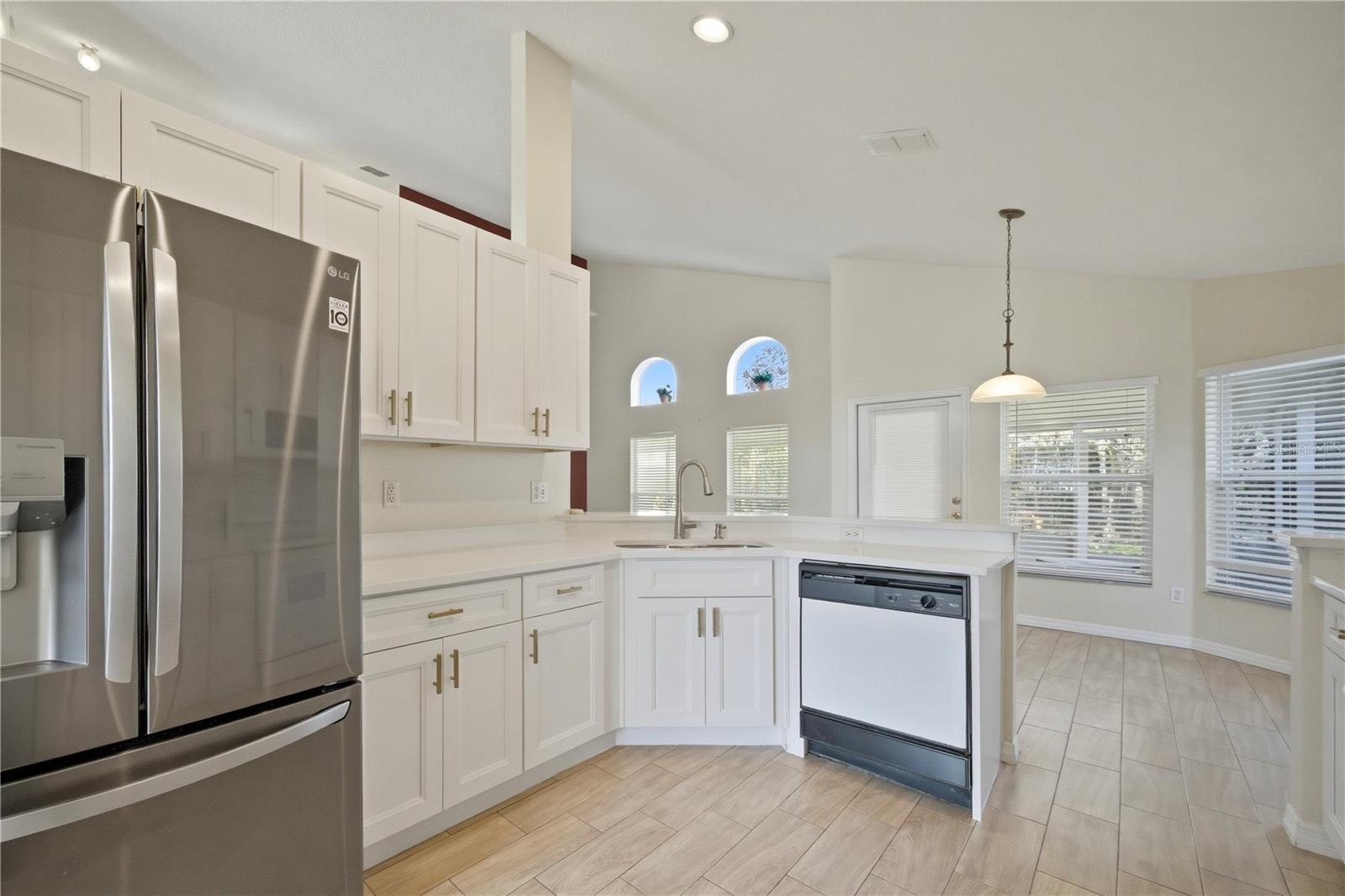 PARKSTONE UNIT 2 - Residential