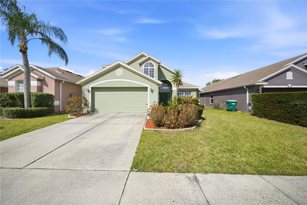 Photo of 632 Blenheim Loop, Winter Springs, FL 32708 (MLS # O6386347)
