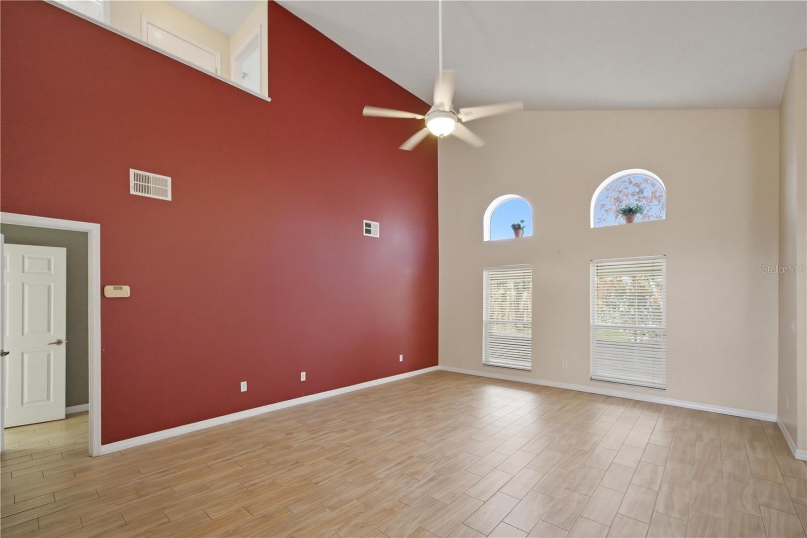 PARKSTONE UNIT 2 - Residential