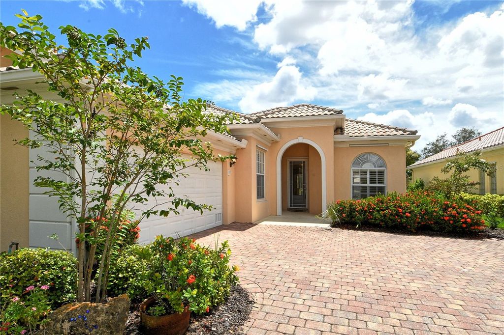 Photo of 5562 Octonia Place, Sarasota, FL 34238 (MLS # A4664536)