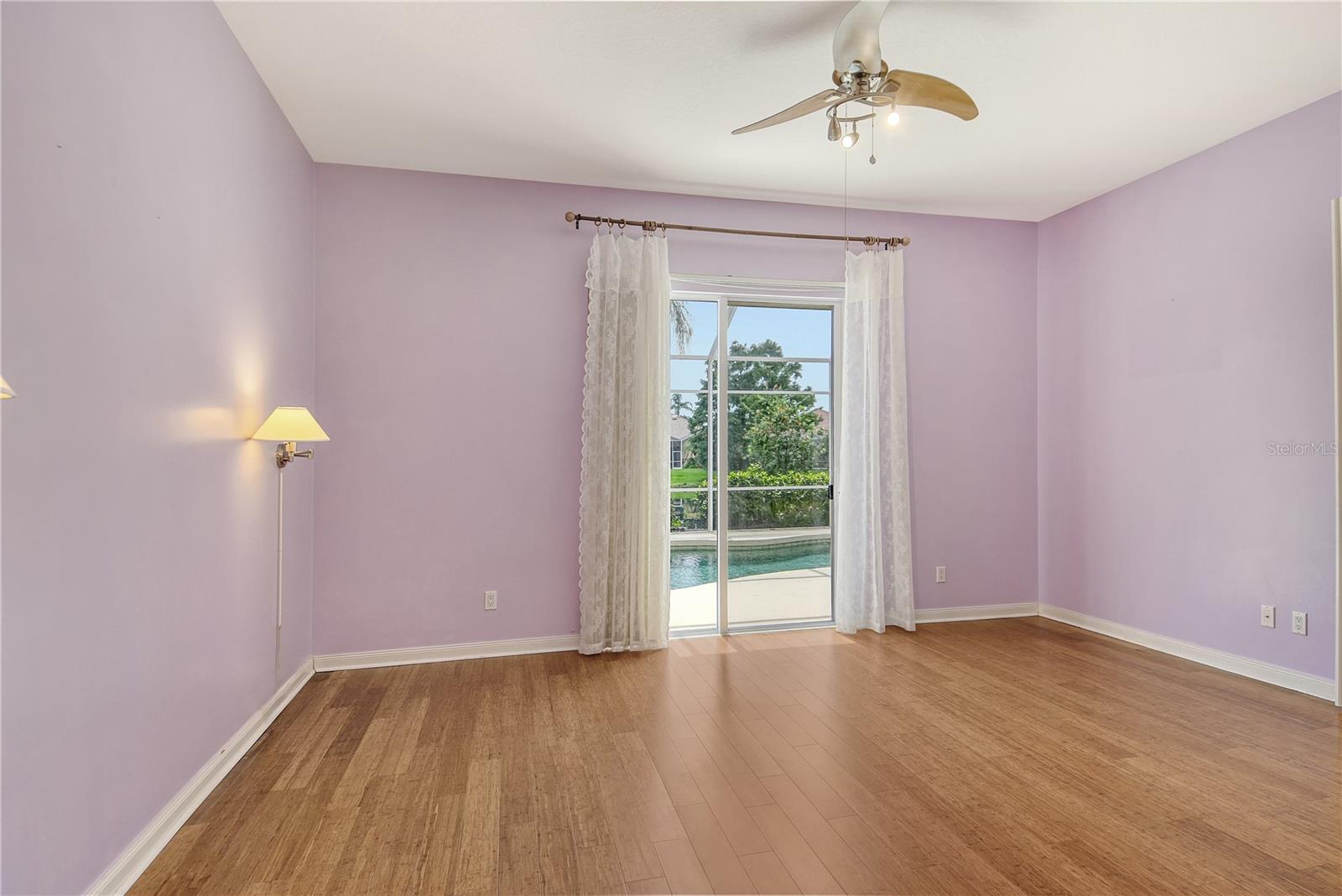 VILLAGEWALK - Residential