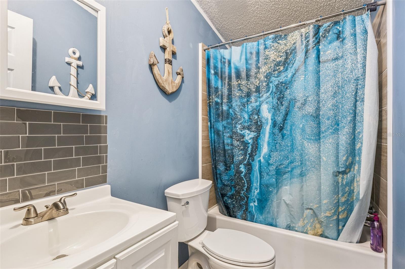 UMATILLA LAKE MARY ESTATES SUB - Residential