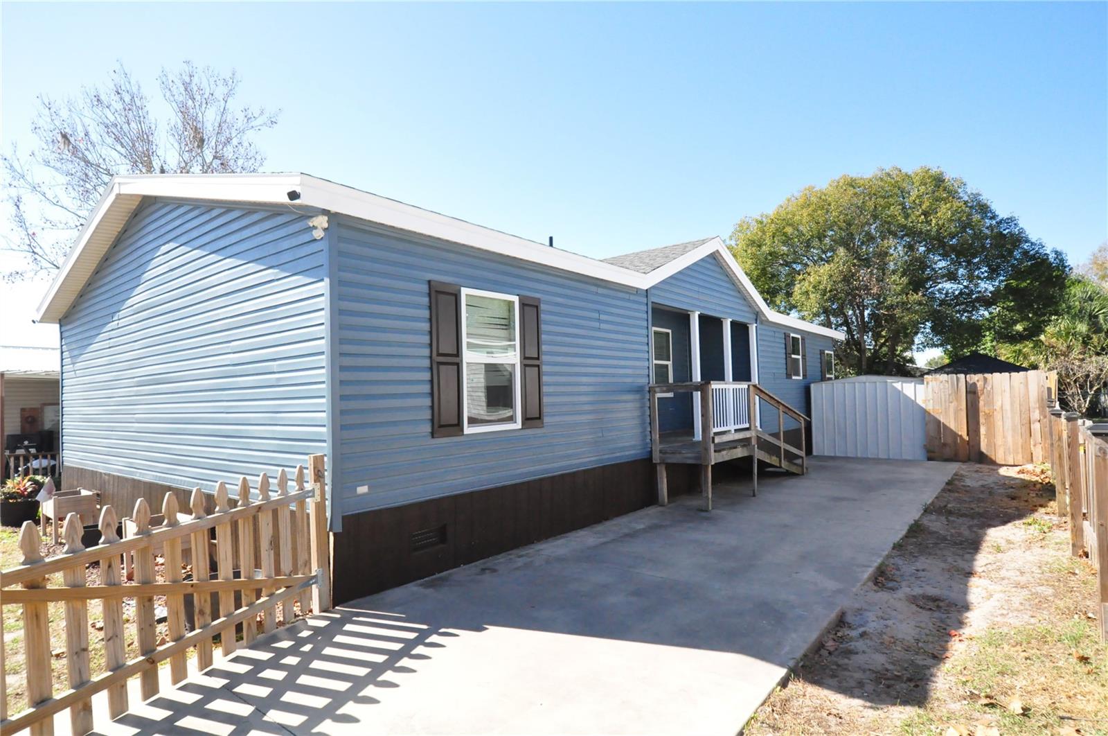 UMATILLA LAKE MARY ESTATES SUB - Residential