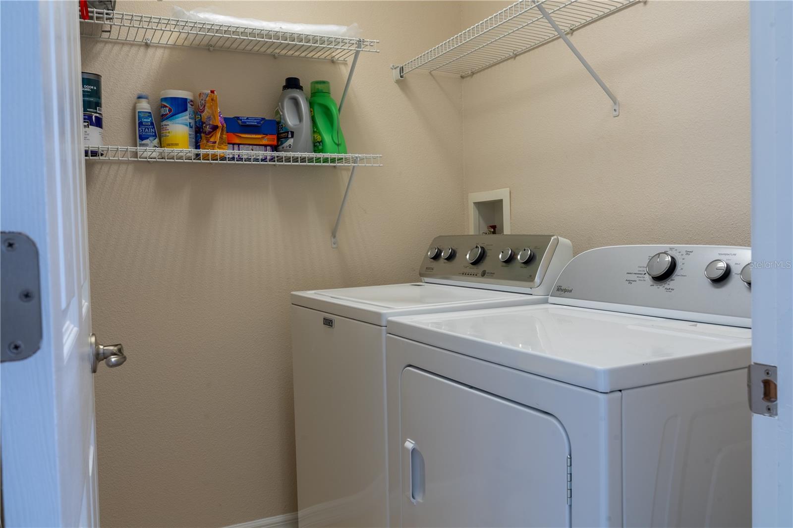 SAWGRASS VILLAGE - Residential Lease