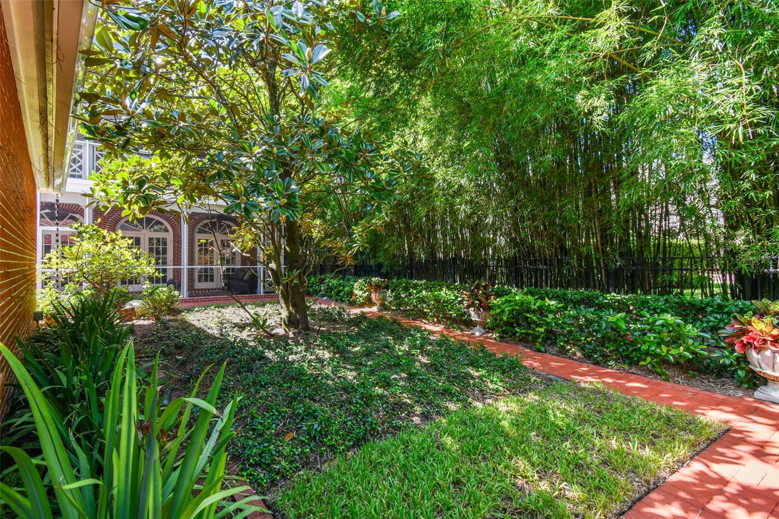 GOLF VIEW PARK 11 PAGE 72 - Residential