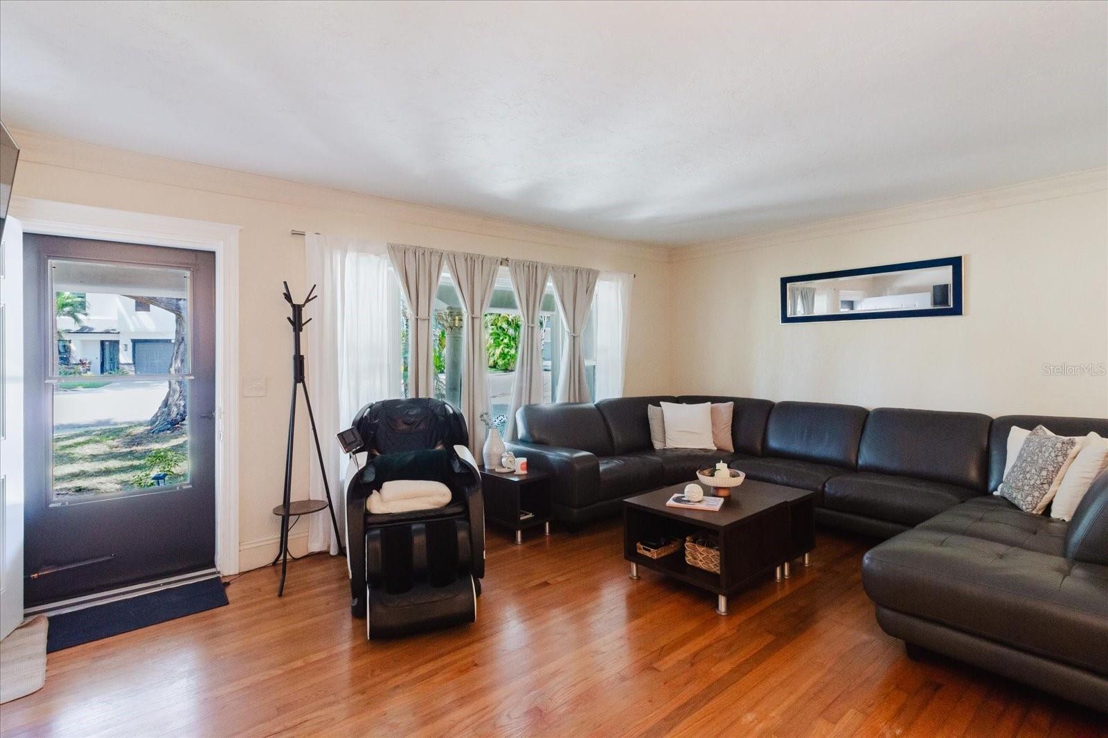 BEL MAR REV UNIT 9 REVI - Residential
