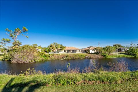 A home in PORT CHARLOTTE