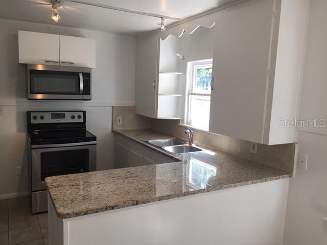 HILLCREST PARK - Residential