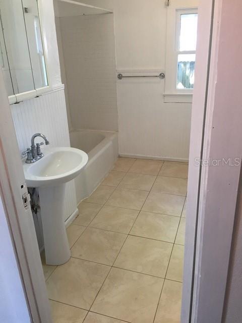 HILLCREST PARK - Residential