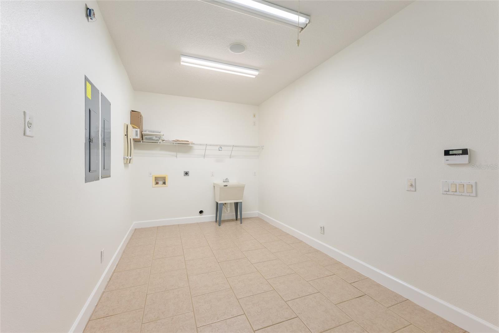 BELLEVIEW - Residential