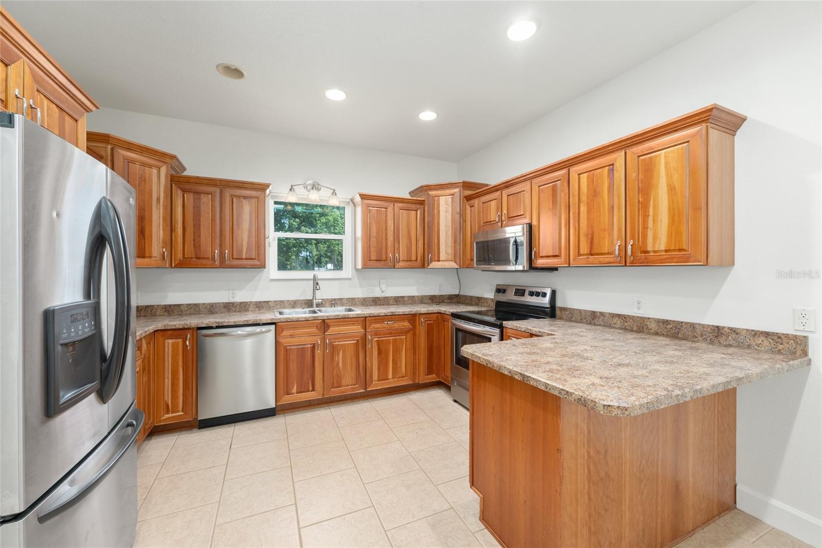 BELLEVIEW - Residential