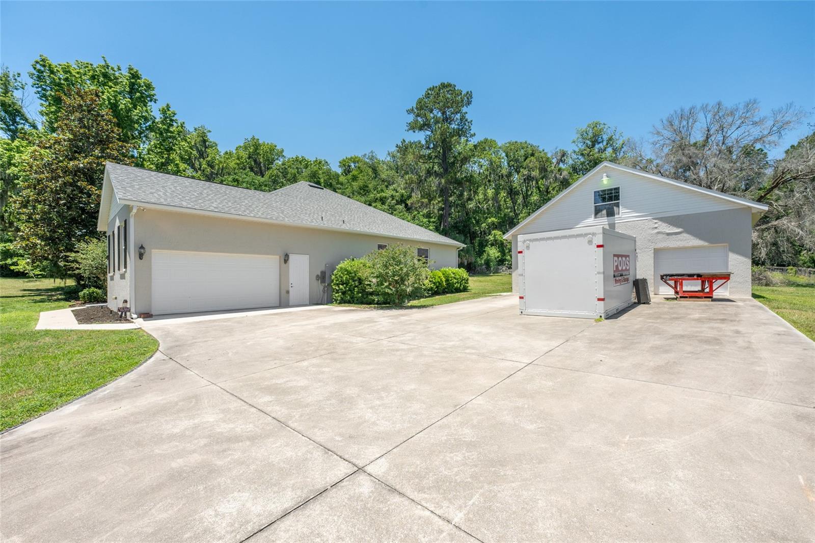 BELLEVIEW - Residential