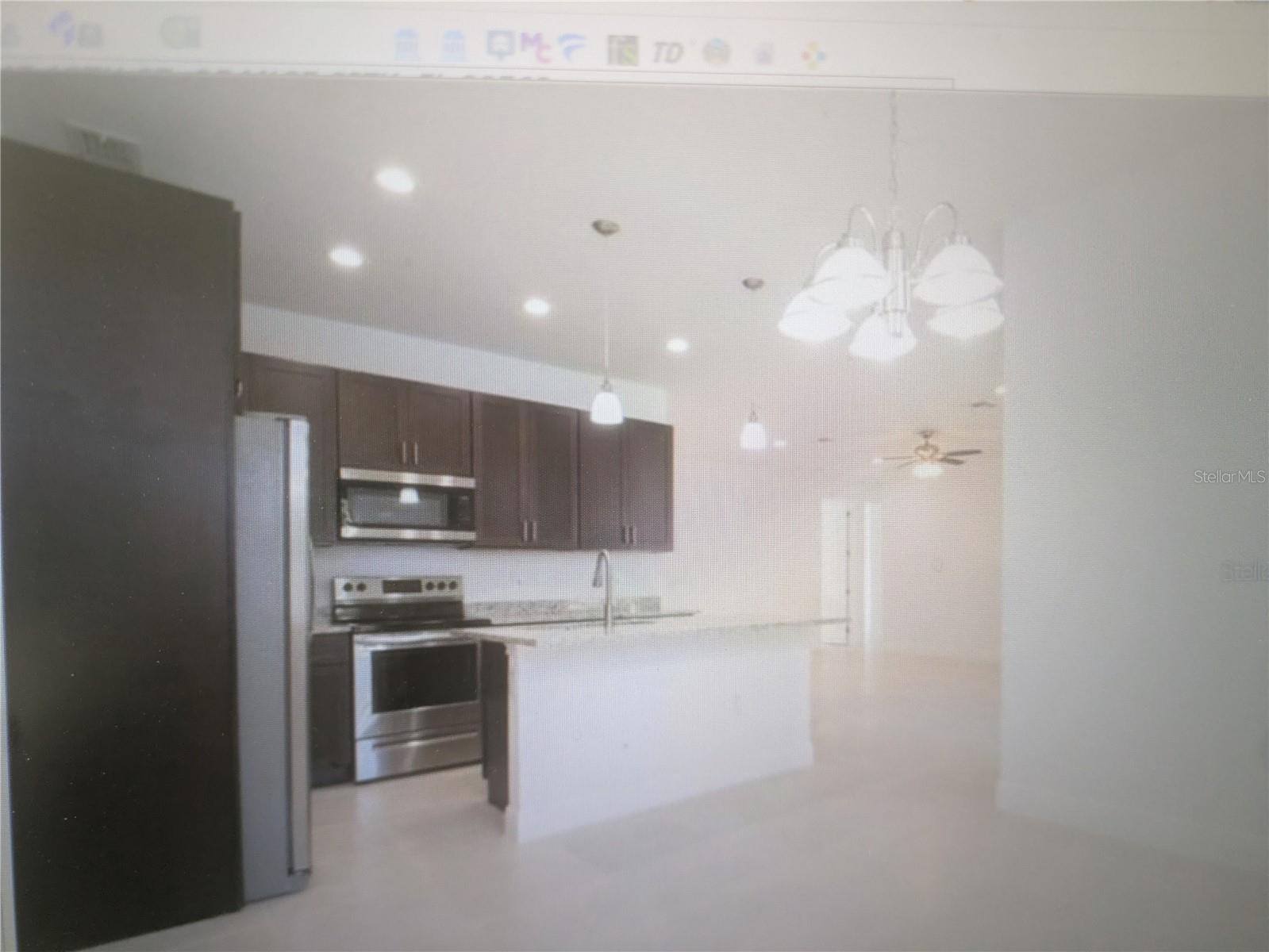 WEST HIGHLANDS - Residential Lease