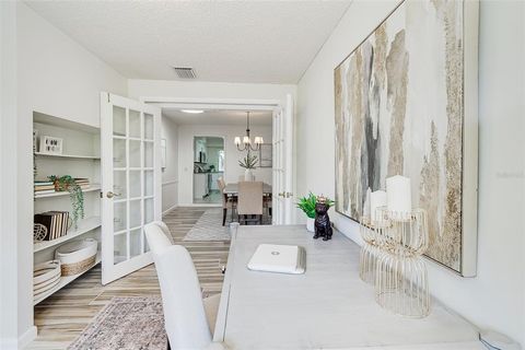 A home in LAKELAND