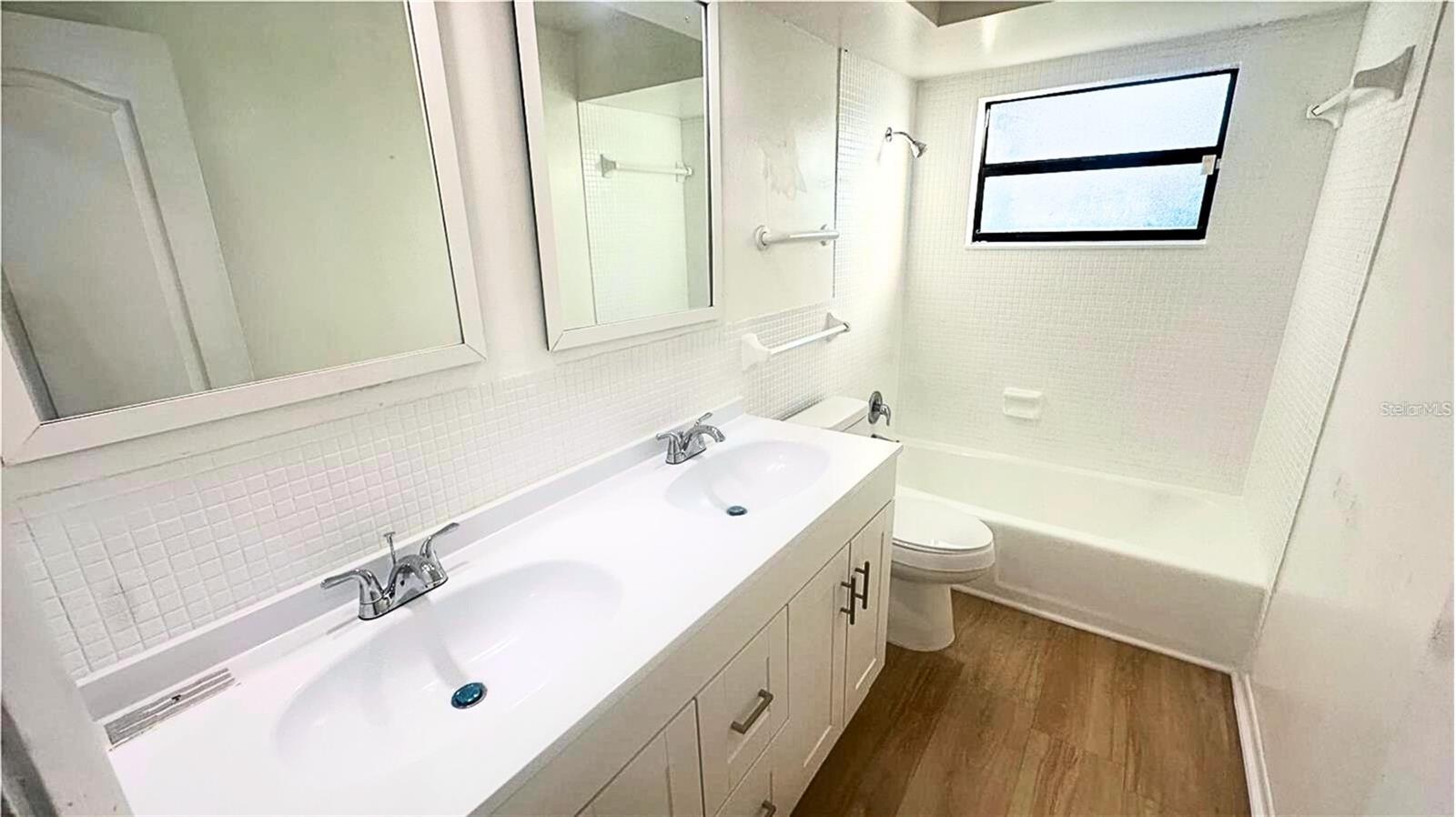 CARRIAGE HILL UNIT 1 - Residential Lease