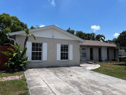 131 SAN BLAS AVENUE KISSIMMEE FL 34743
