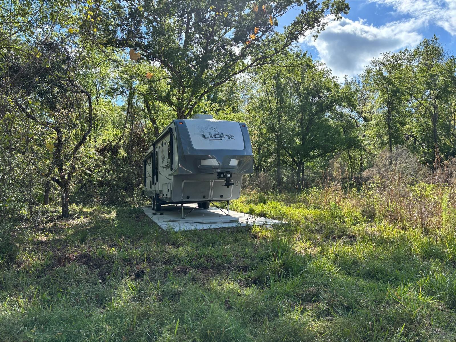MOON LAKE ESTATES - Land