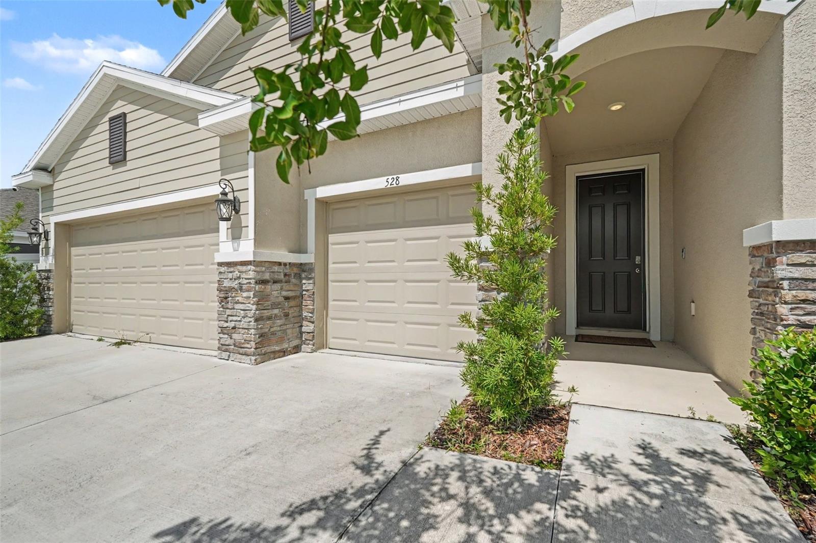 528 OCEAN SPRAY DRIVE