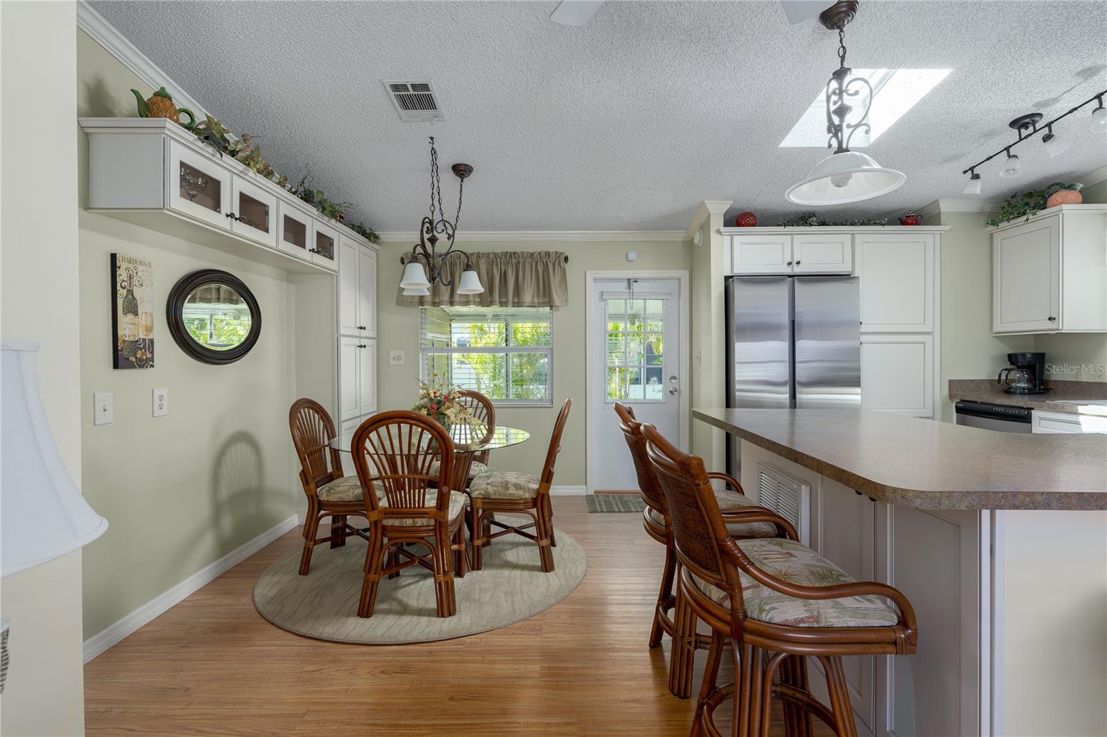 8402 PRINCESS COURT