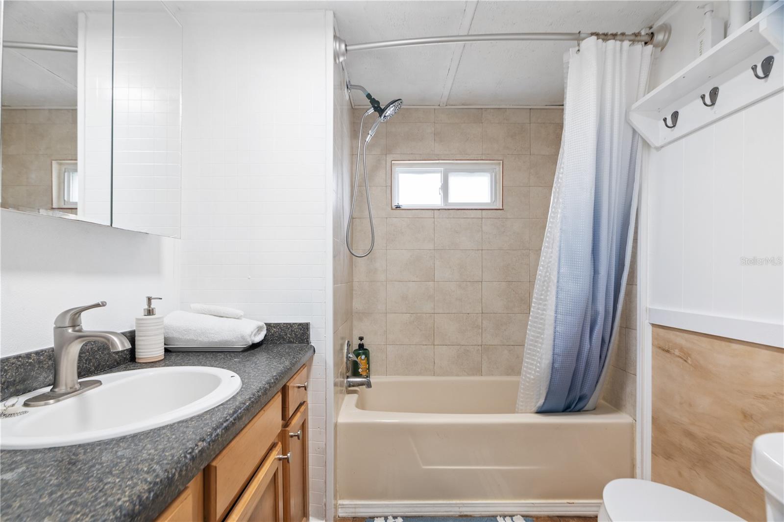 HUDSON BEACH ESTATES - Residential