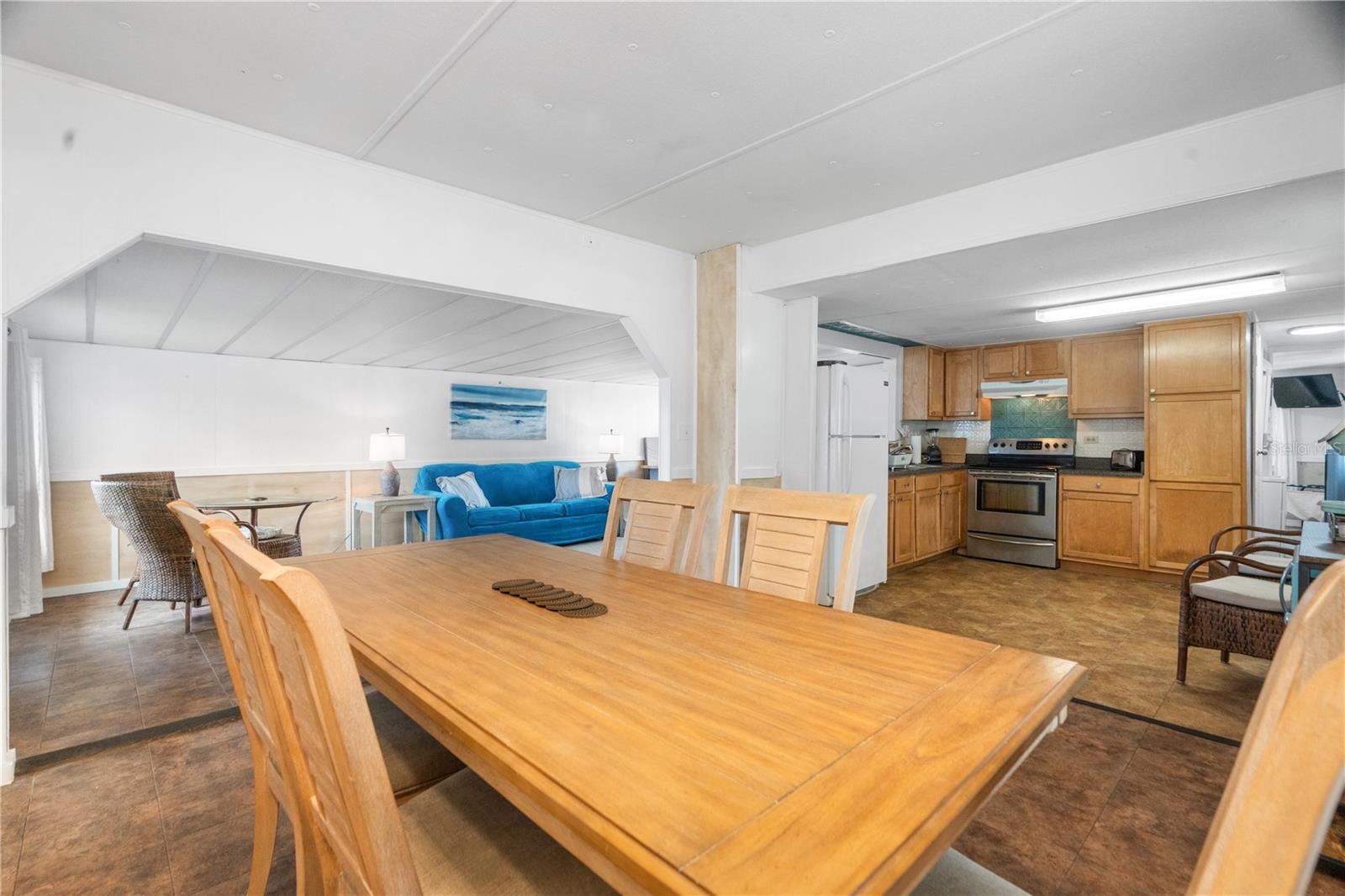 HUDSON BEACH ESTATES - Residential