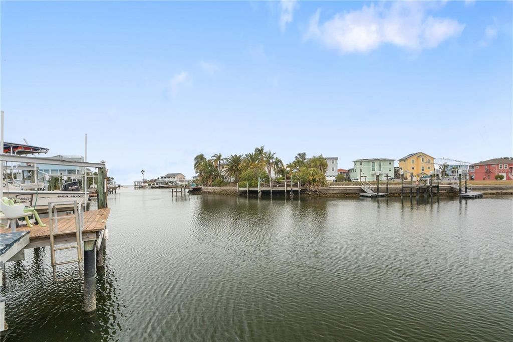 Photo of 6501 Clark Street, Hudson, FL 34667 (MLS # W7883957)