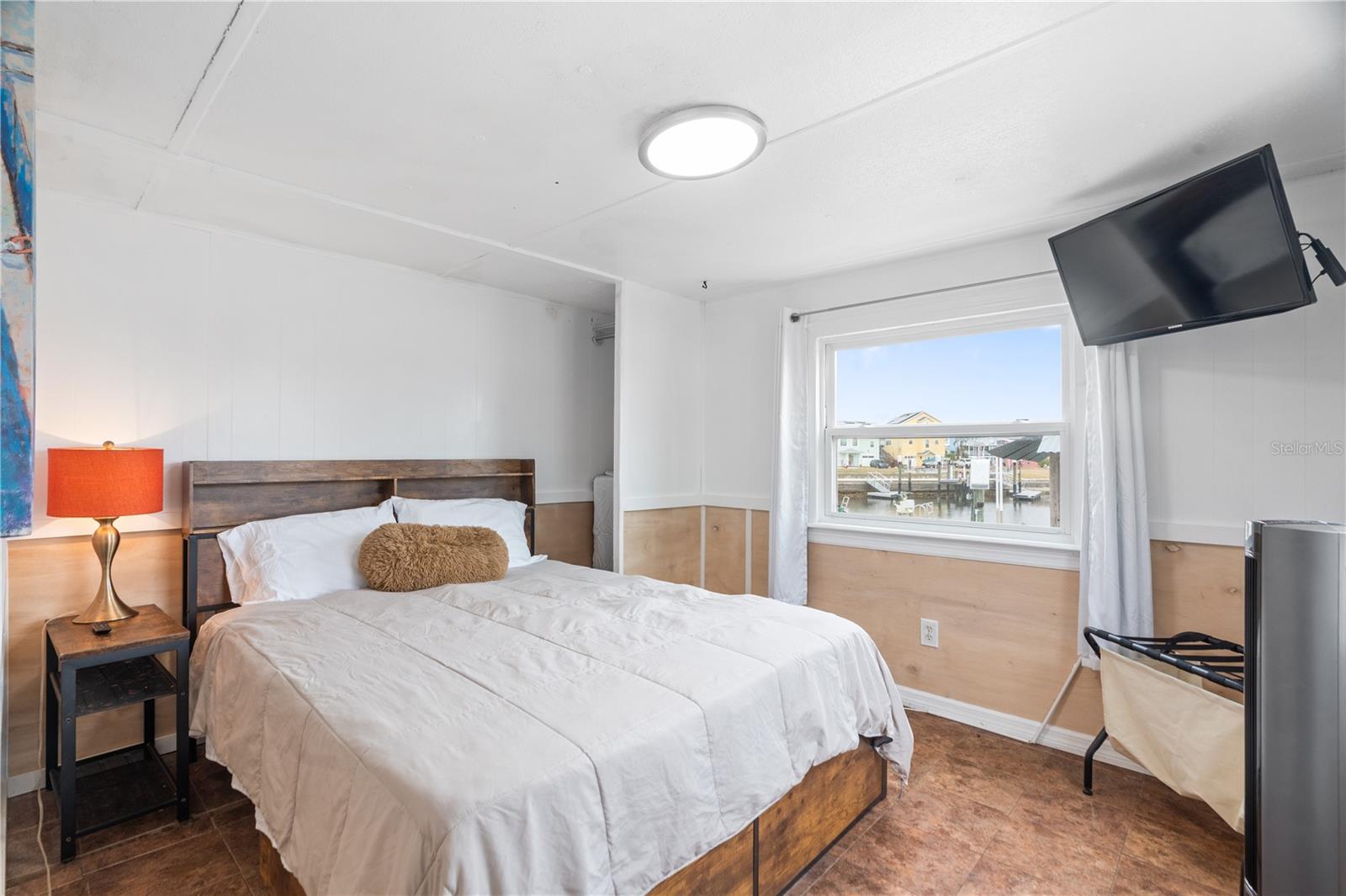 HUDSON BEACH ESTATES - Residential