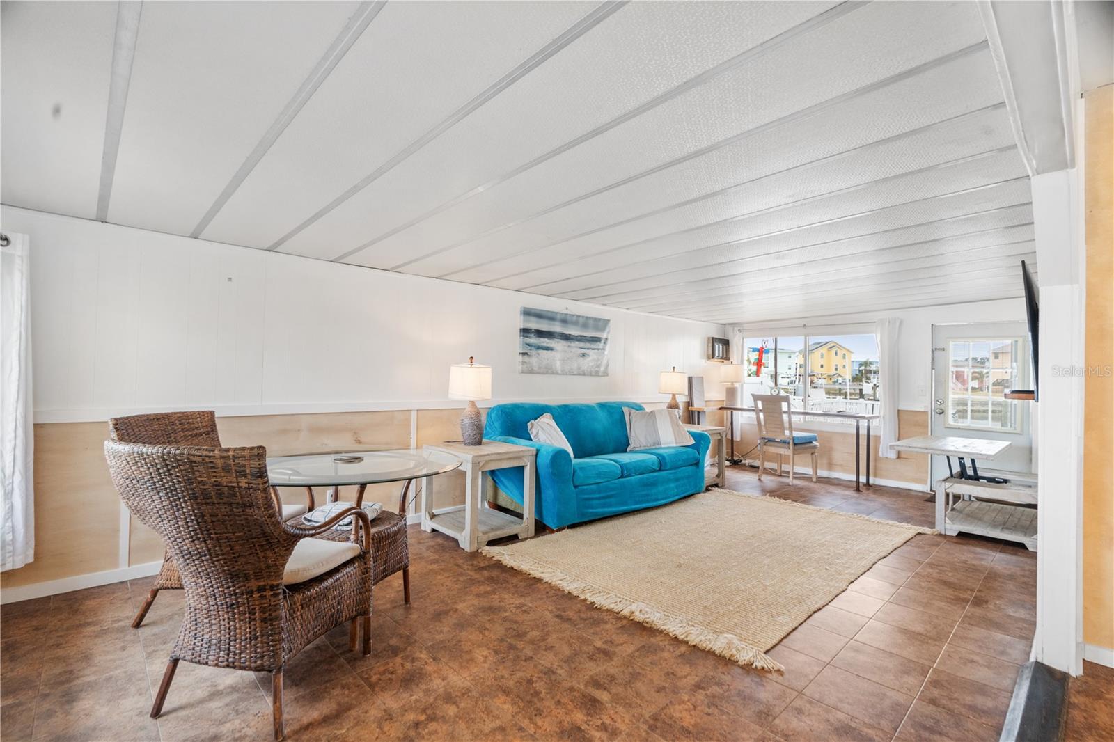 HUDSON BEACH ESTATES - Residential