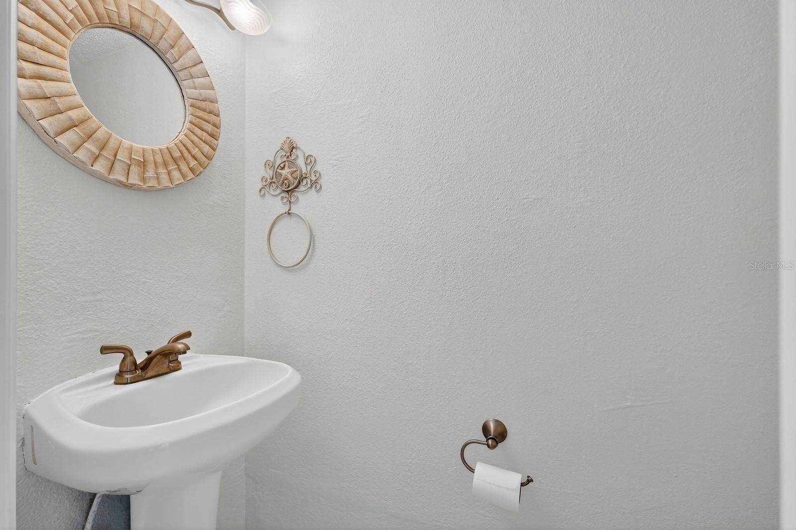 TOWNHOMES AT OLEANDER CONDO - Residential