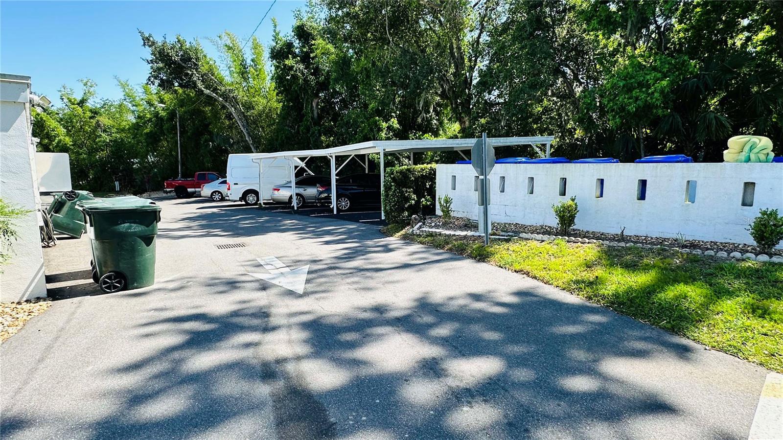 CLARIDGE HOUSE - Residential