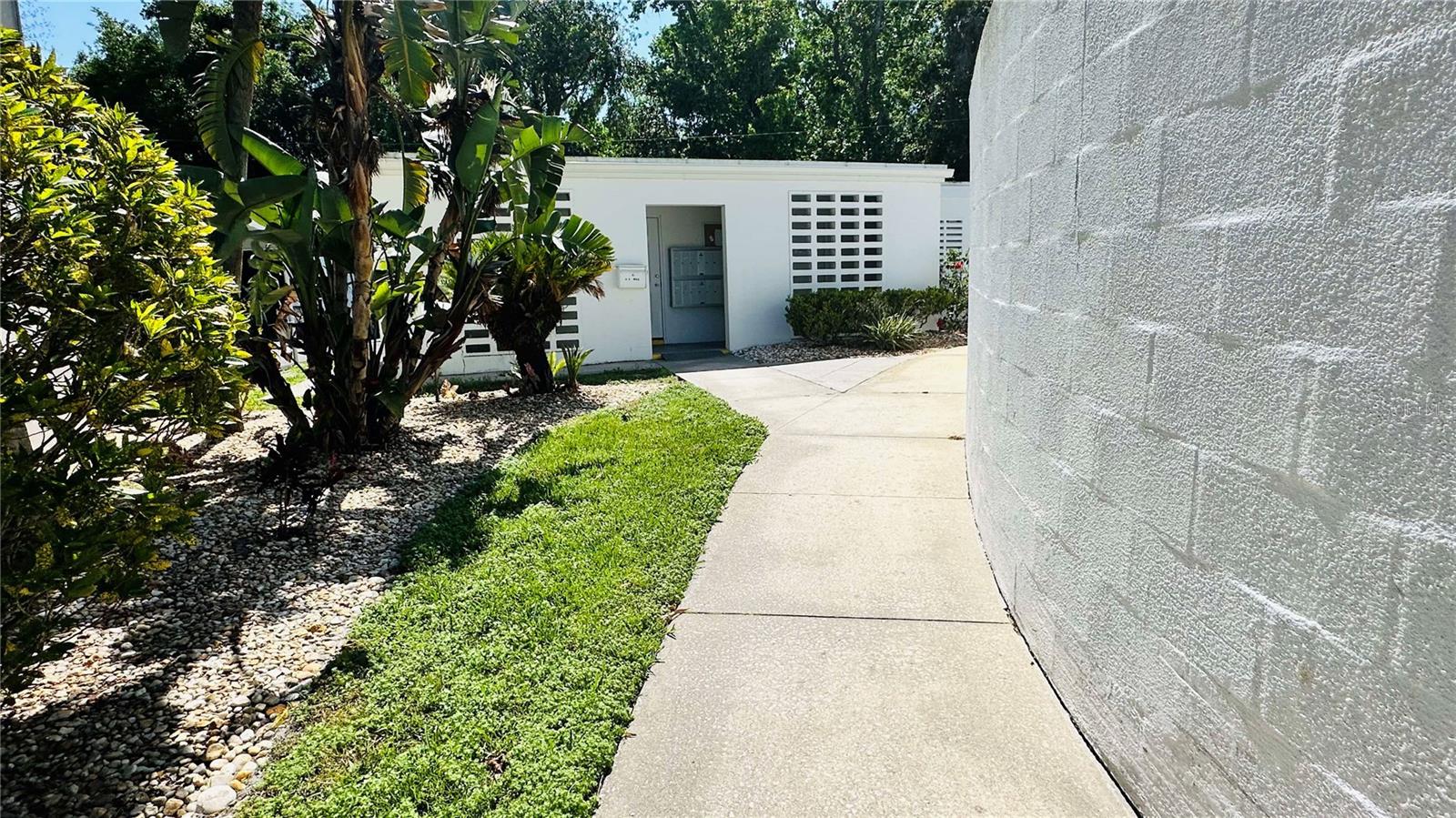 CLARIDGE HOUSE - Residential