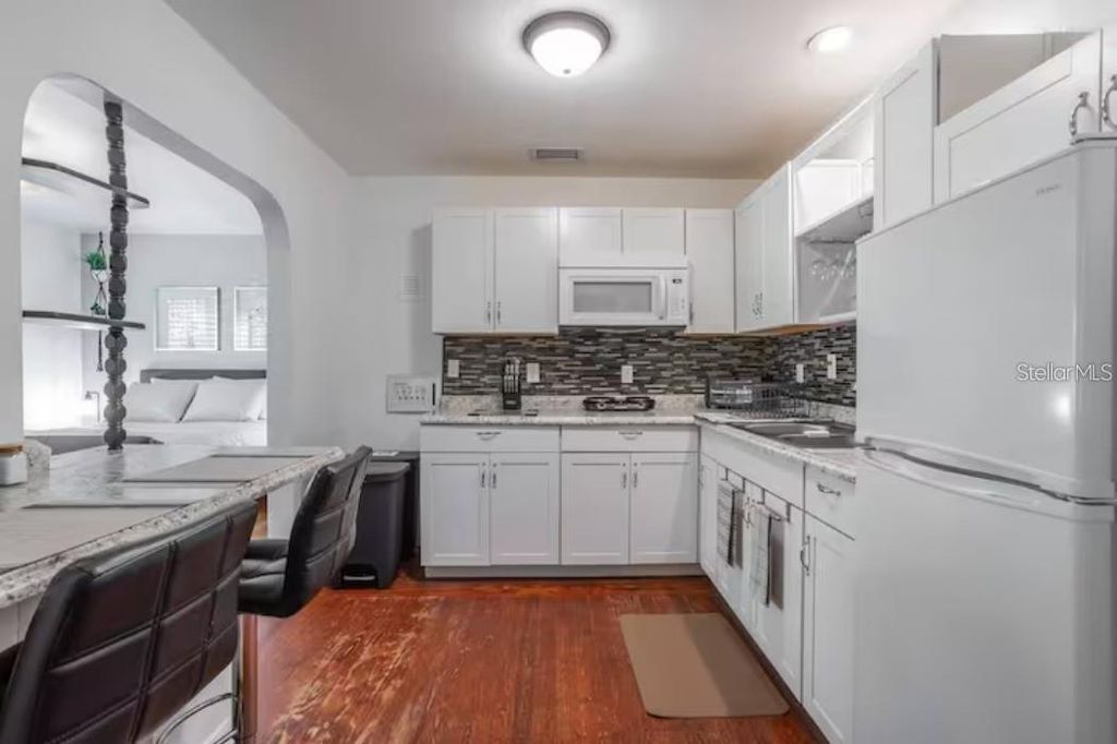 Photo of 3120 Peel Avenue, Orlando, FL 32806 (MLS # O6377735)