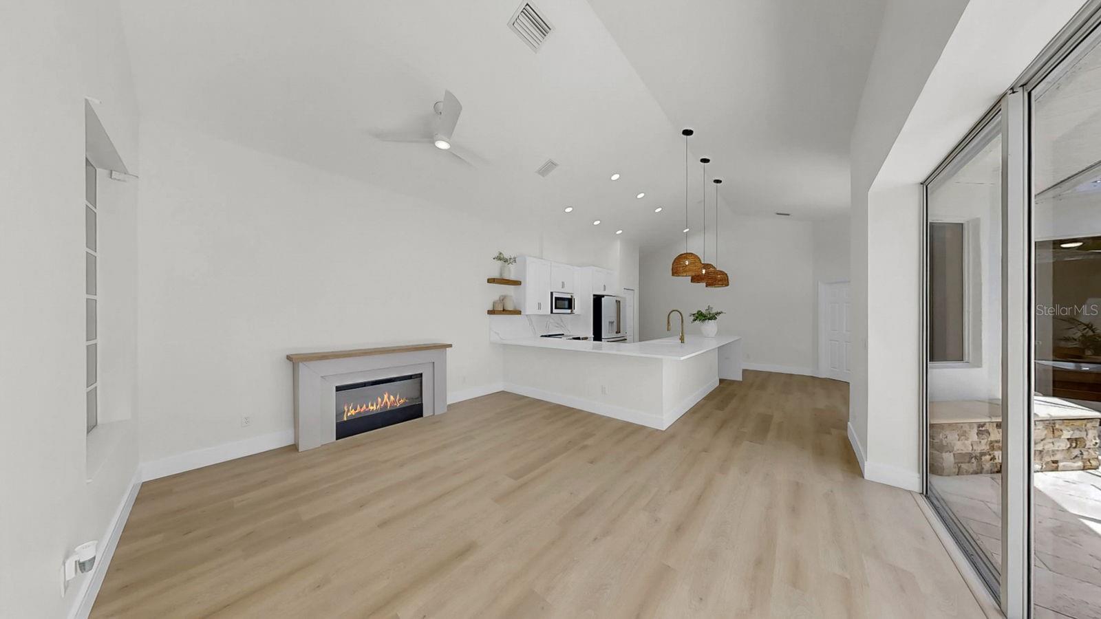 RIVERDALE REV - Residential