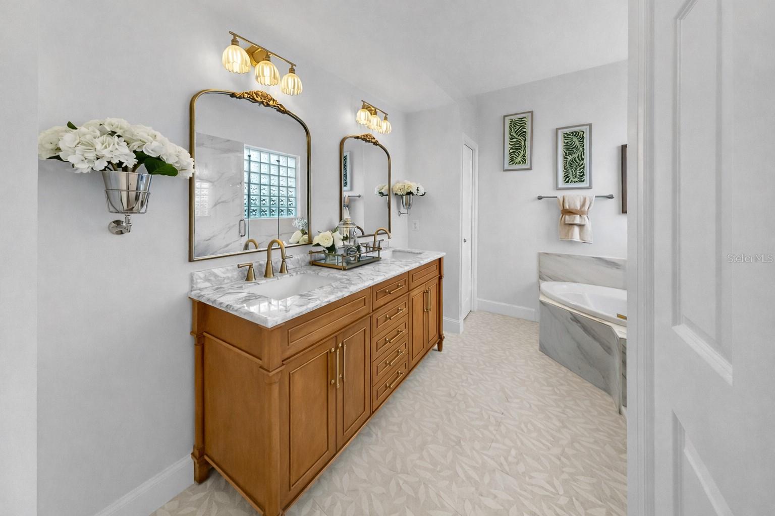 RIVERDALE REV - Residential