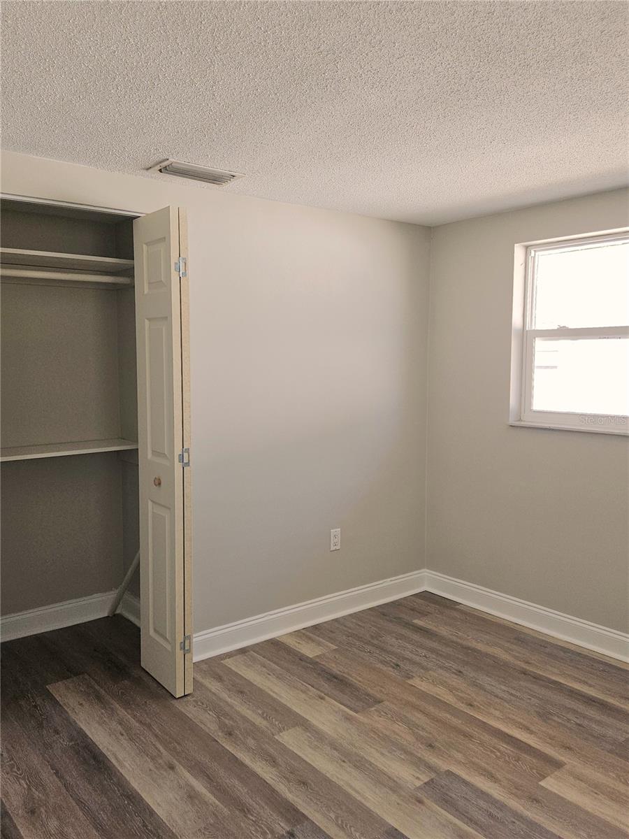 JASMINE LAKES - Residential Lease