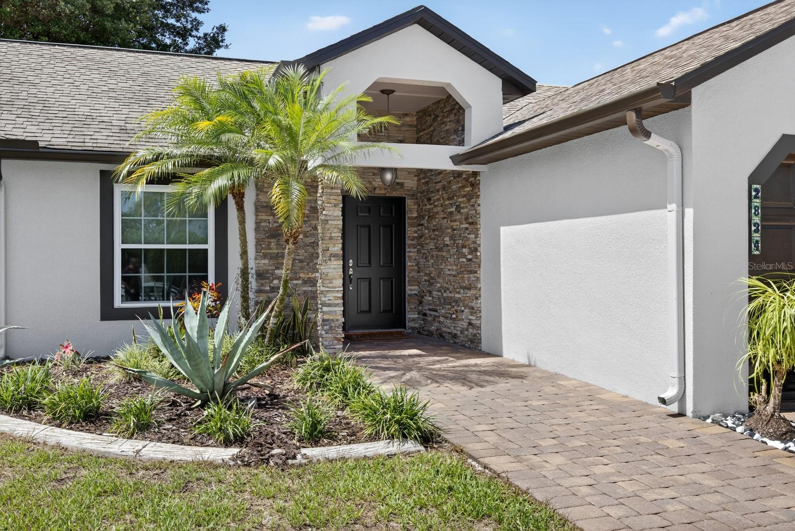 2834 BOLTON BEND