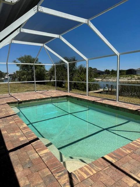 A home in PORT CHARLOTTE