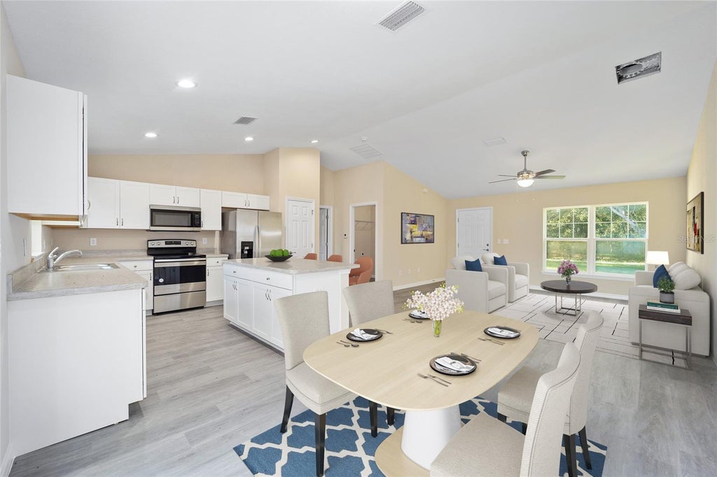 Photo of 13590 SW 107th Place, Dunnellon, FL 34432 (MLS # OM724689)