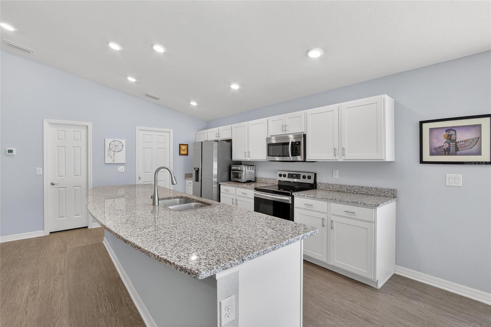 RIVER BEND WEST SUB - Residential