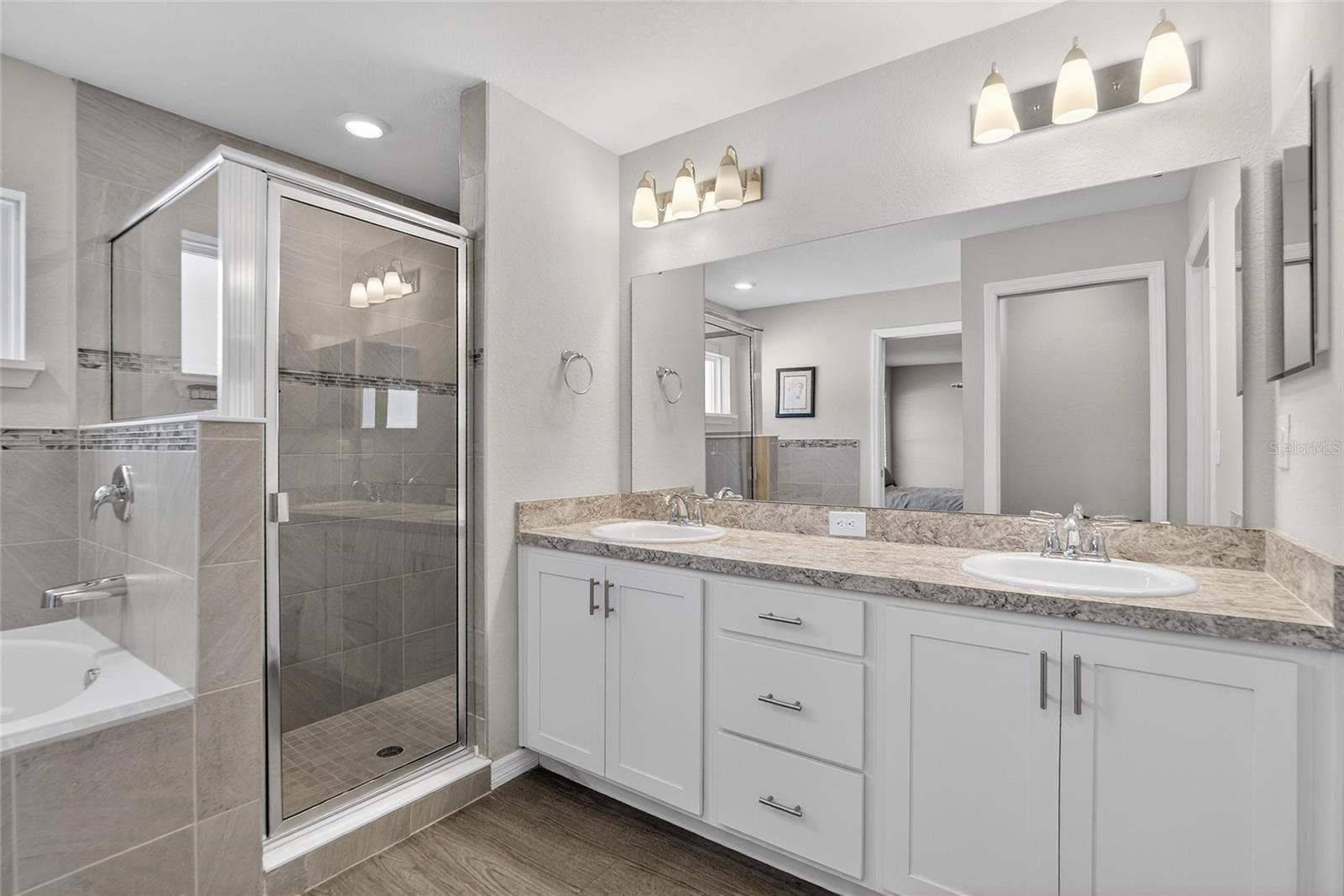 RIVER BEND WEST SUB - Residential