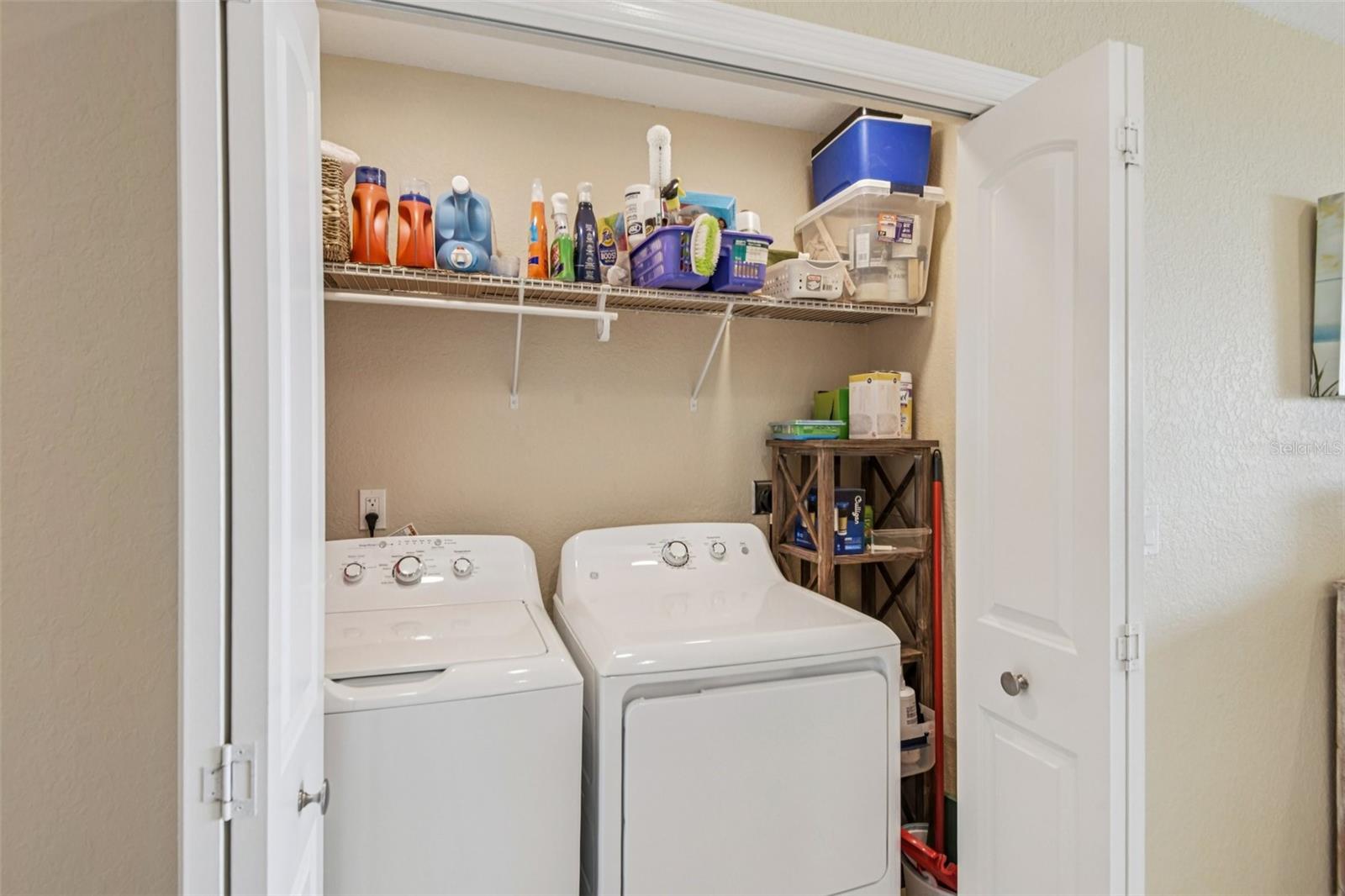 DOLPHIN KEY CONDO - Residential