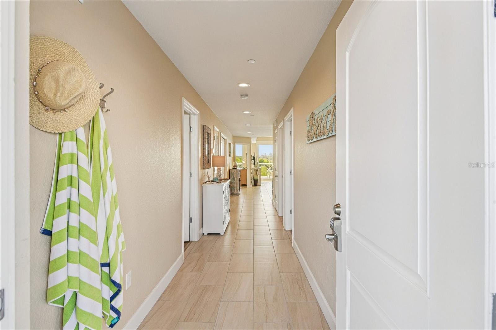 DOLPHIN KEY CONDO - Residential