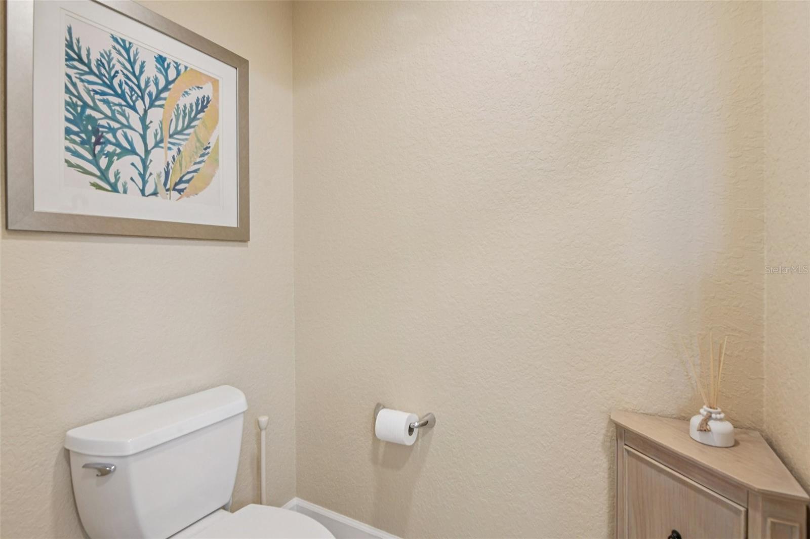 DOLPHIN KEY CONDO - Residential