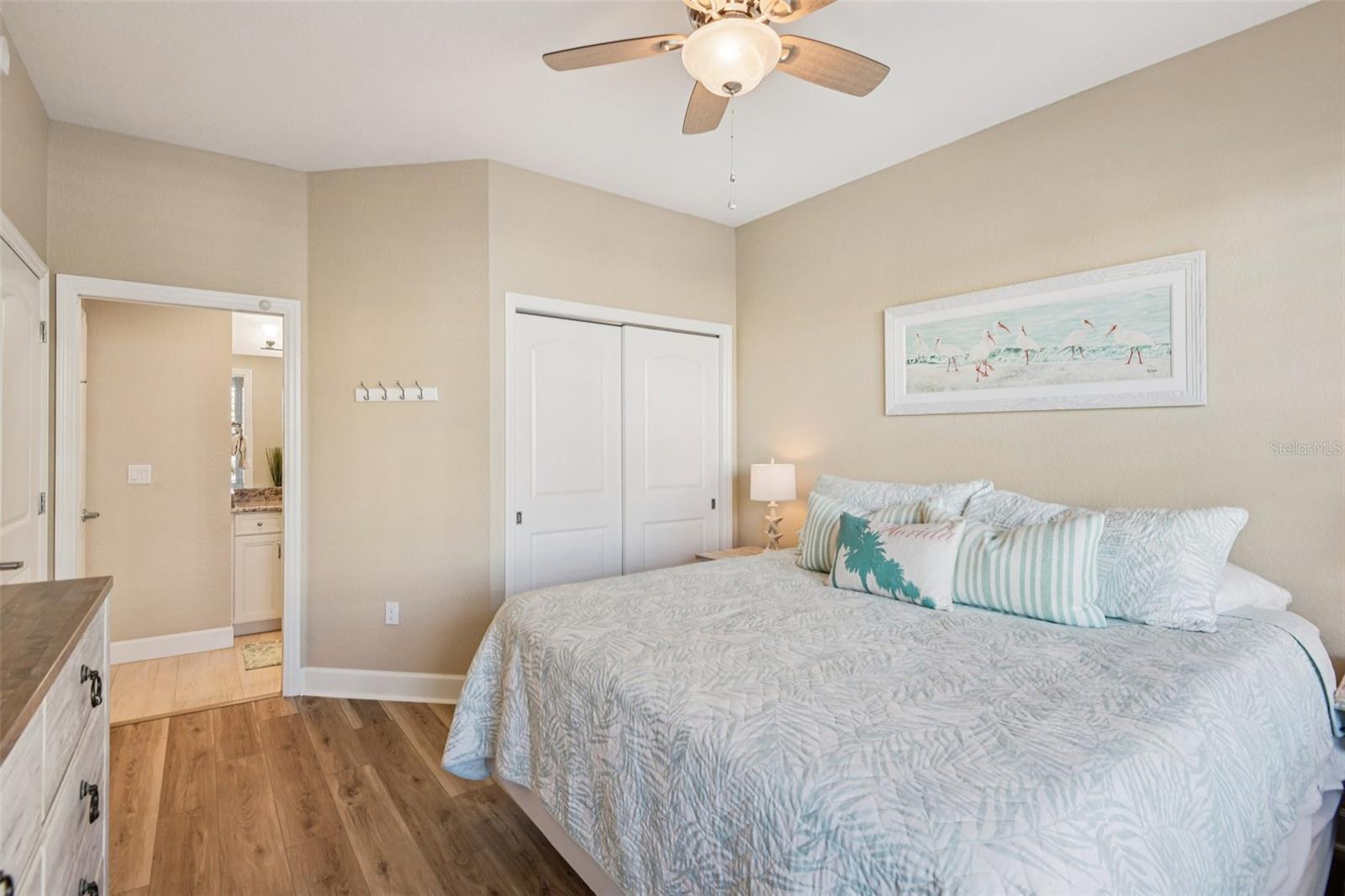 DOLPHIN KEY CONDO - Residential