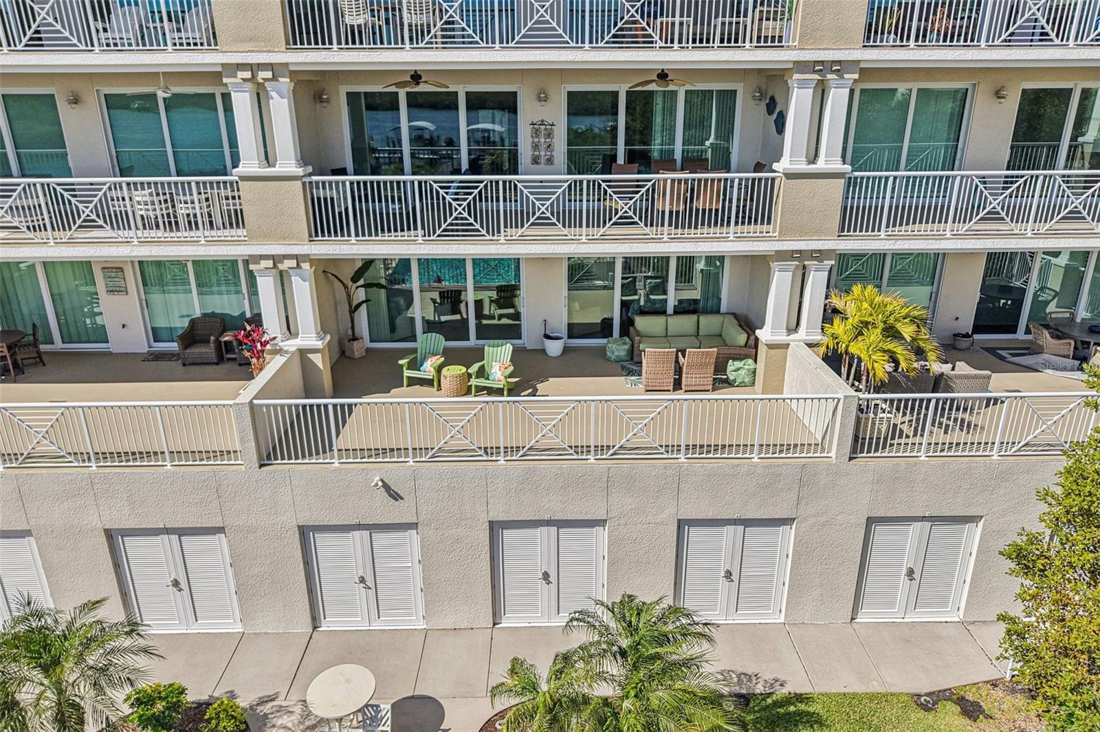 DOLPHIN KEY CONDO - Residential