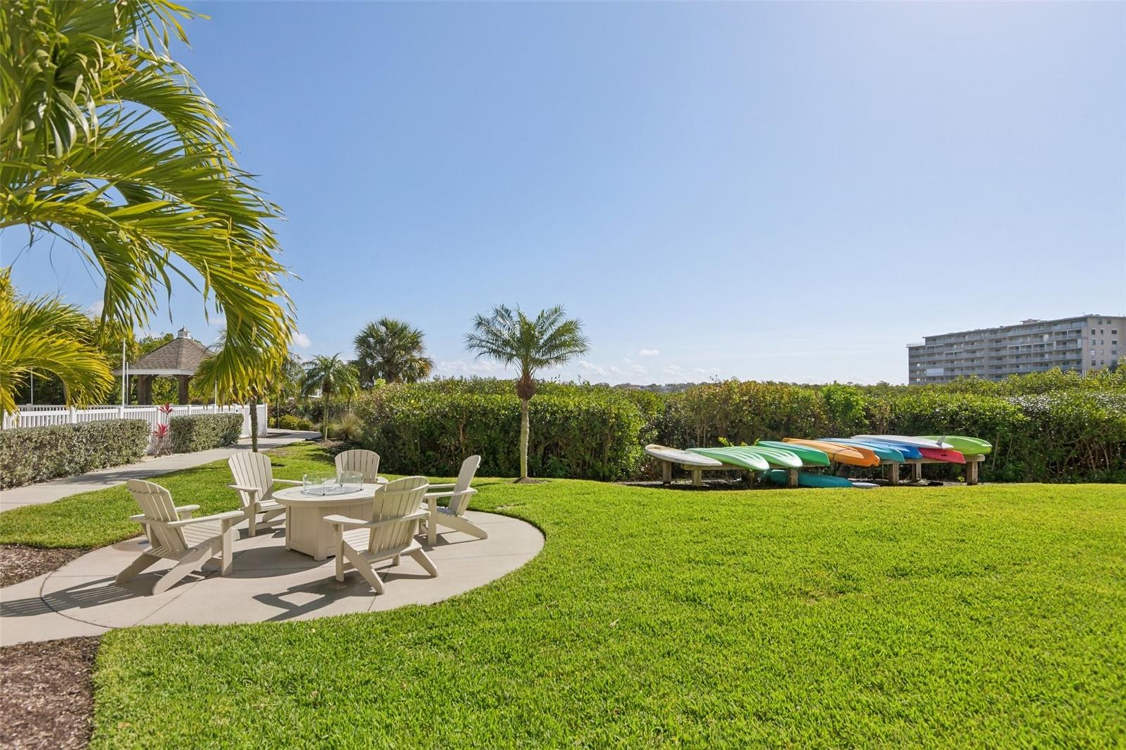 DOLPHIN KEY CONDO - Residential