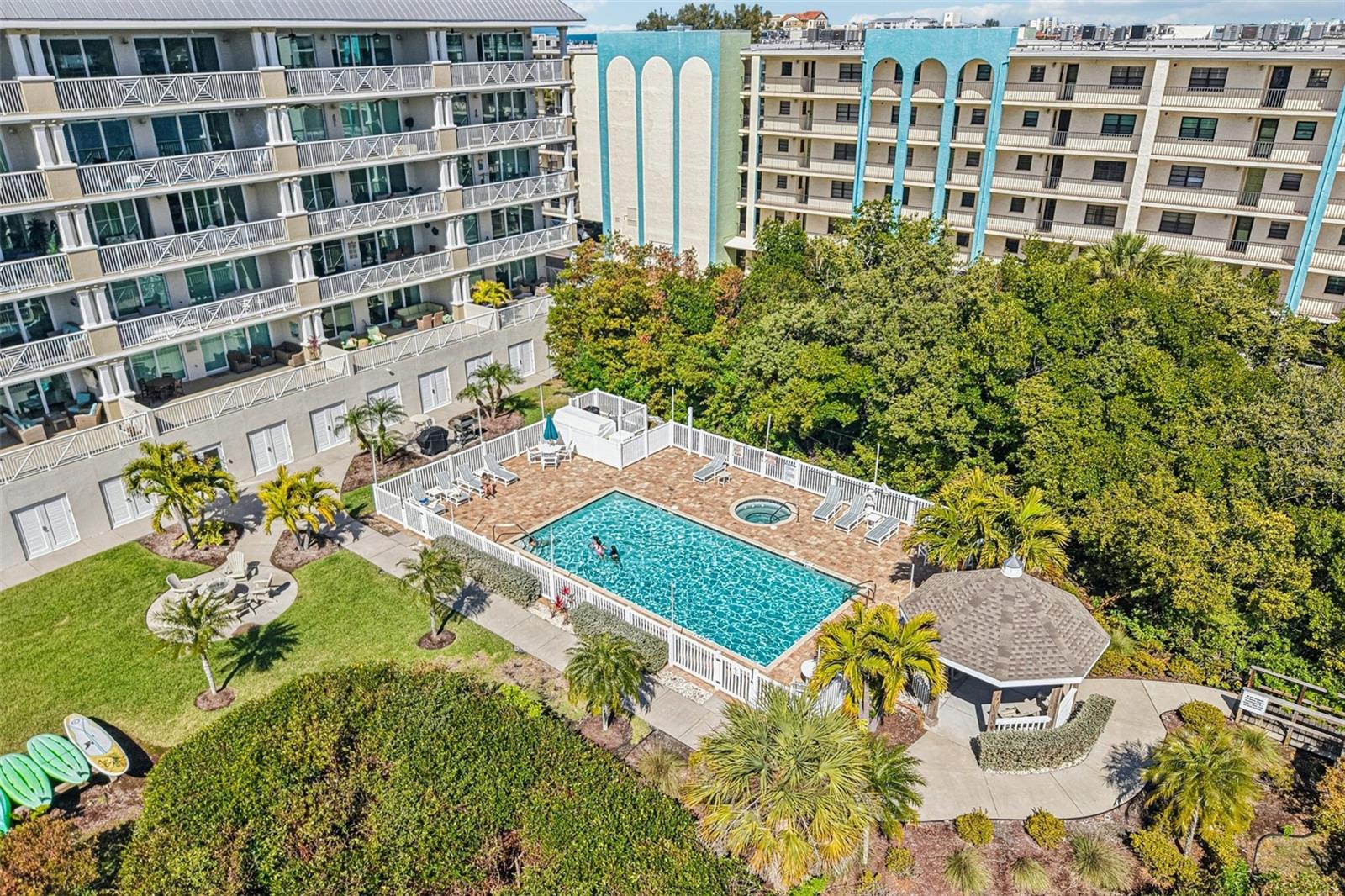 DOLPHIN KEY CONDO - Residential