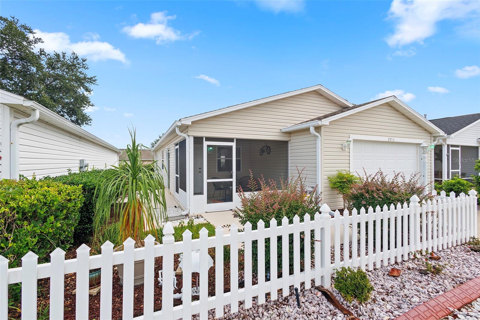 2913 BARBOZA DRIVE